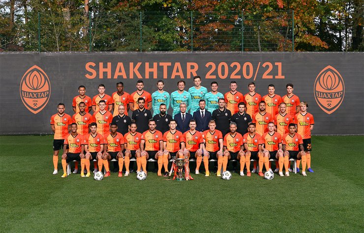 ФК Шахтар основний склад групове фото