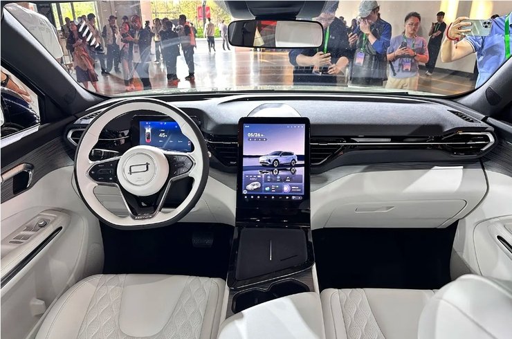 Салон FAW Bestune Yueyi 07, FAW Bestune, кроссовер FAW, новый FAW Bestune Yueyi 07