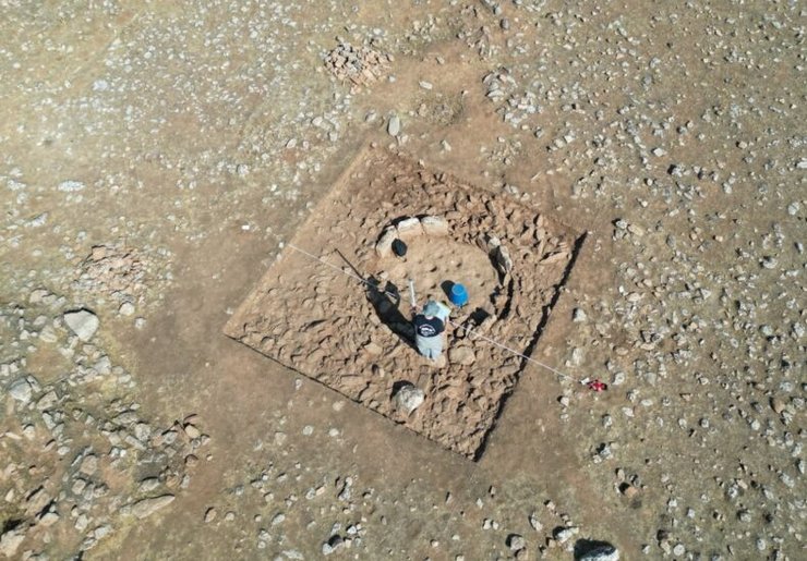 Раскопки в Мендик-Тепе