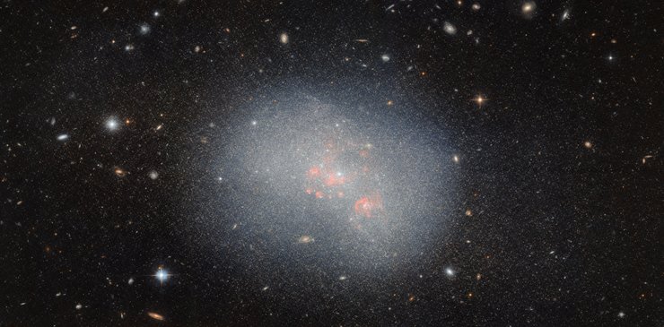галактика NGC 5238
