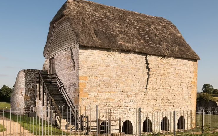 аббаство Мучелні, туалет, монахи