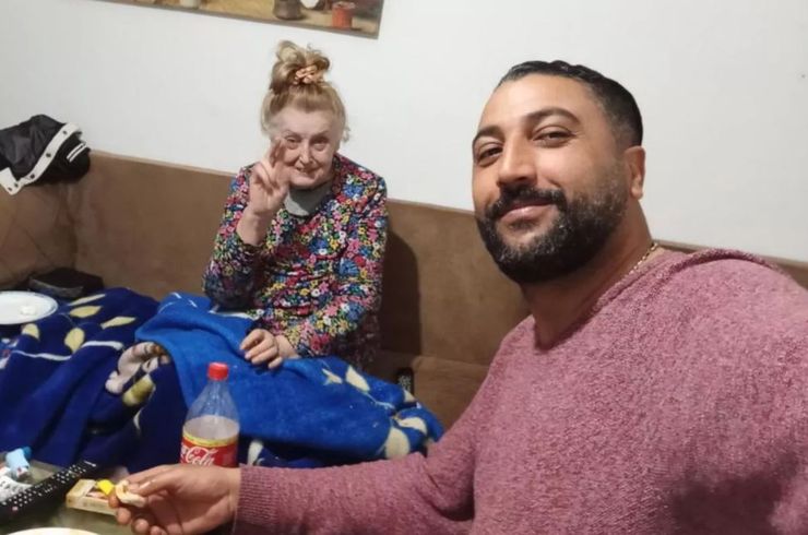 Бабуся у віці вийшла заміж за молодого іноземця, як у них з інтимним життям, цікаві подробиці стосунки нетипової пари