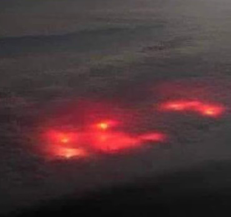 свечение, облака