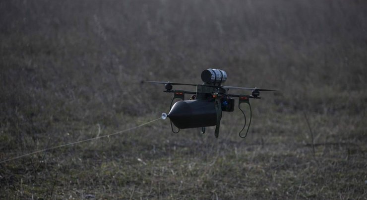 FPV-дрон с оптоволокном