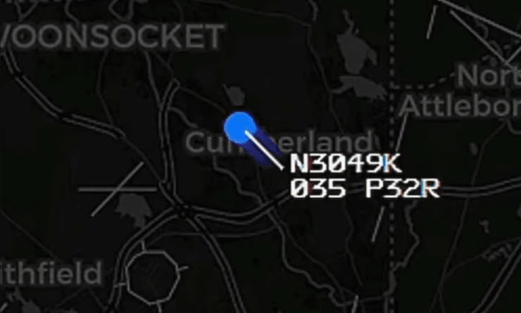 Скриншот радара с маршрутом частного самолета над Род-Айлендом в момент сообщения пилота о загадочном объекте в небе