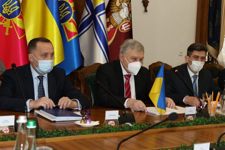 зустріч міністерства оборони з послом франції, таран