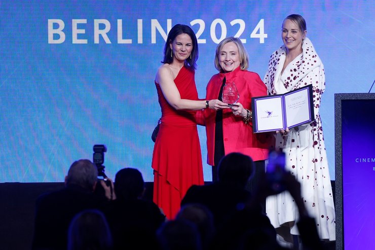 анналена бербок, шерон стоун, хілларі клінтон, берлінале
