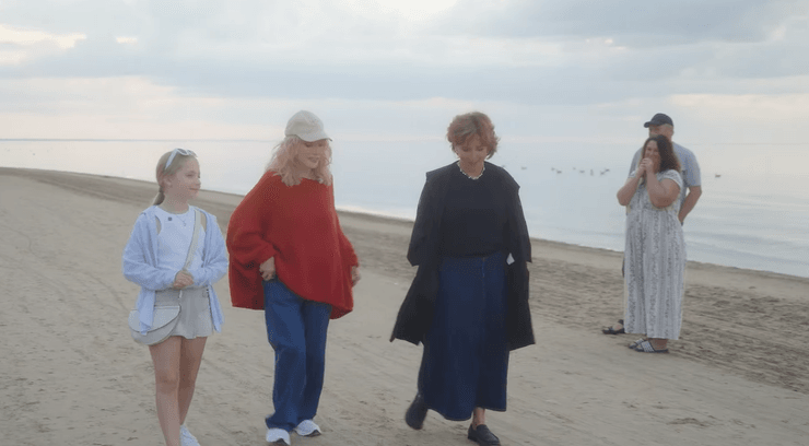 Пугачова відповіла українцям на пляжі