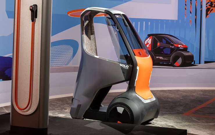 Паризький автосалон 2022, Паризький автосалон, автошоу в Парижі, Peugeot 408, Mercedes EQE, Jeep Avenger, Renault 4,