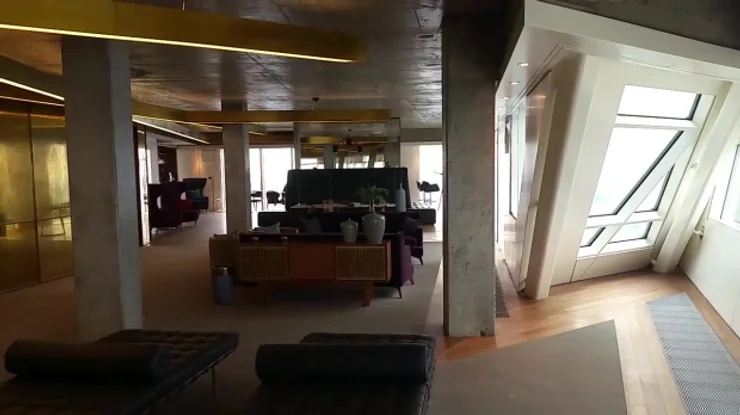 Массажные столы в квартире Роберта Левандовского