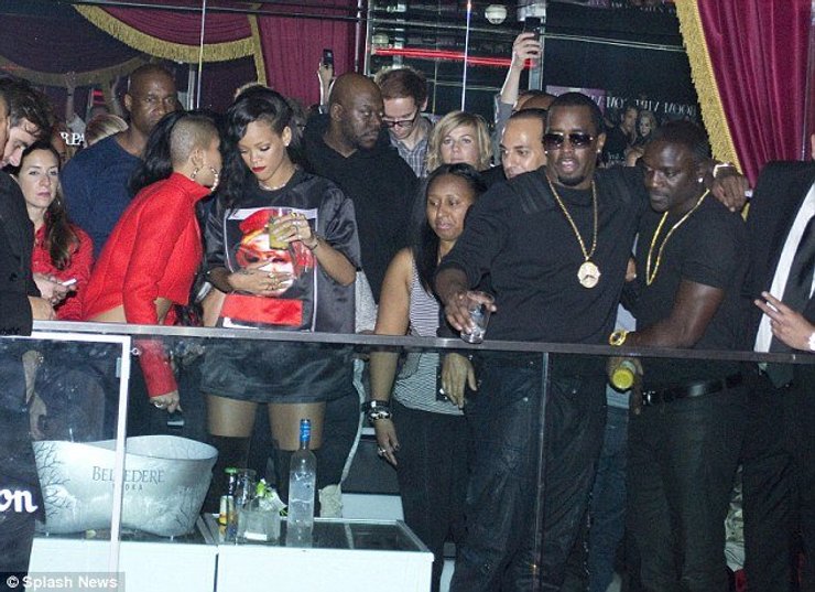 Рианна и Пи Дидди в Cafe de Paris