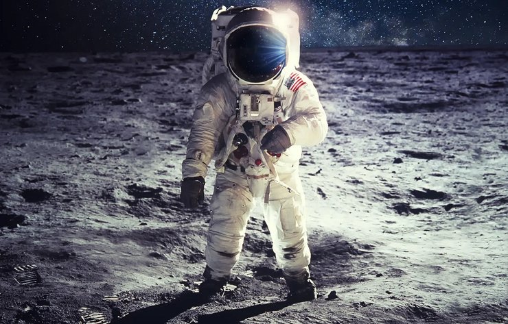 астронавт, Луна