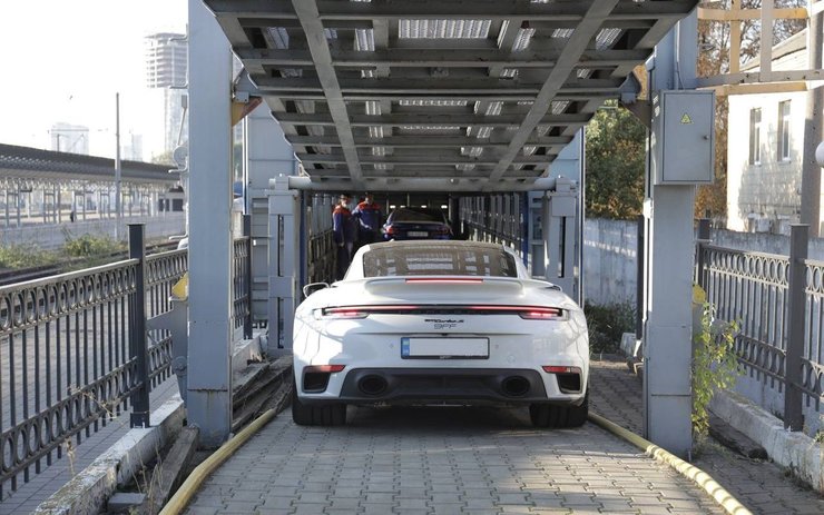 Заказать перевозку авто поездом, перевезти авто поездом, перевозка авто поездом, автовозы Укрзализныци