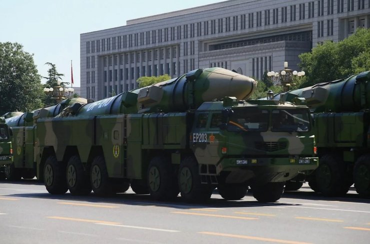 Китайська ракета DF-21D