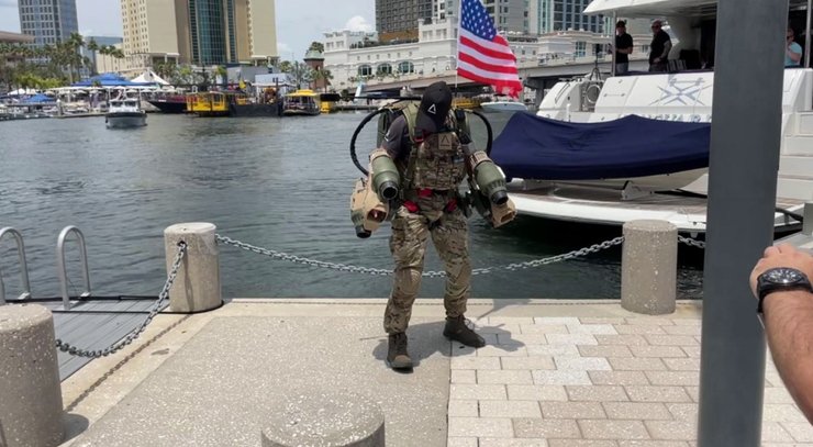 Gravity Industries, США, реактивный костюм, джет пак