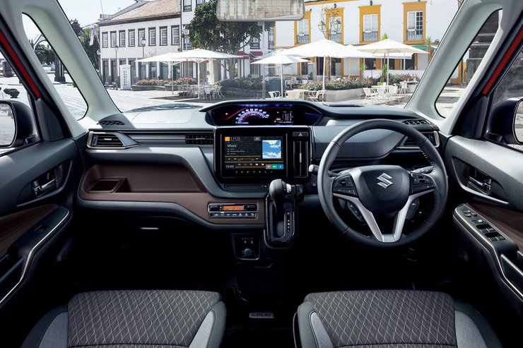 салон Suzuki Solio, Suzuki Solio 2025, новый Suzuki Solio, минивэн Suzuki, Suzuki Swift, Suzuki Solio 2025, новый Suzuki Solio