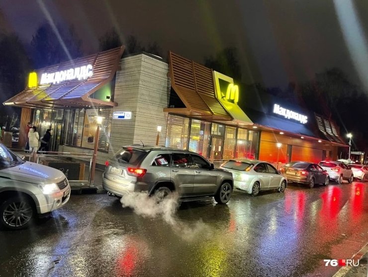 McDonald's, макдоналдс, закриття макдональдсу в росії, санкції проти росії, війна в Україні