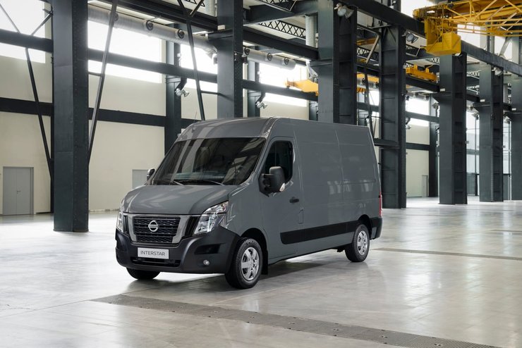 Nissan Interstar