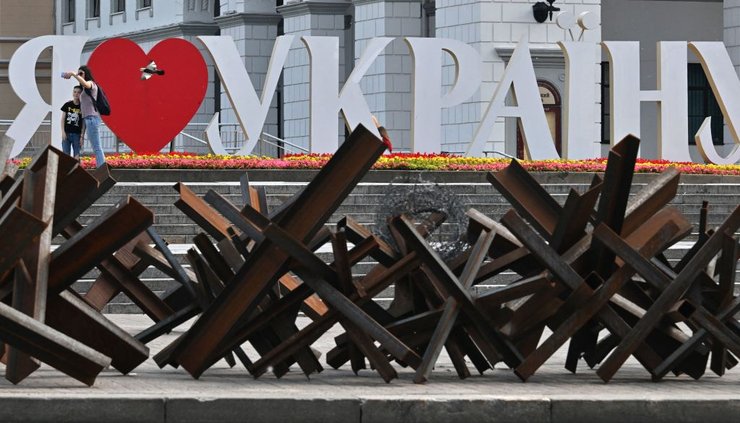 Киев, война, ежи, киев во время войны, оборона киева