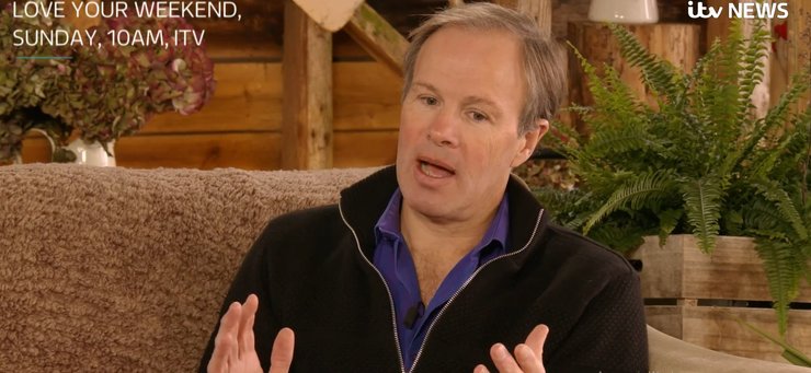 Том Бредбі, журналіст