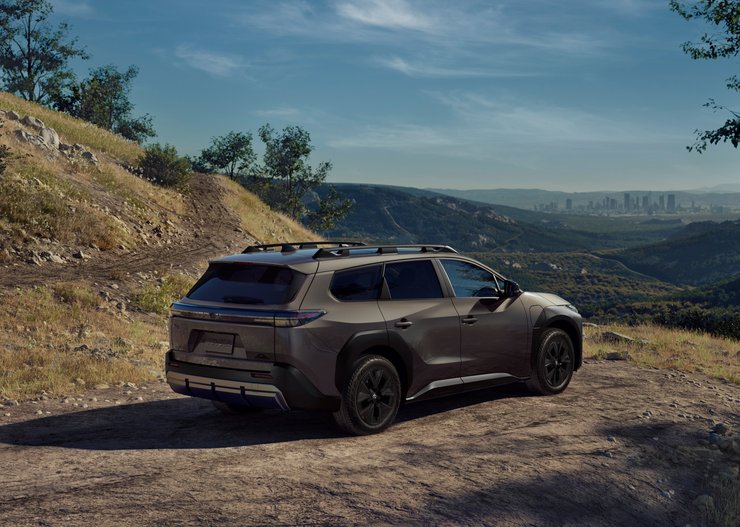 кроссовер Toyota bZ Woodland