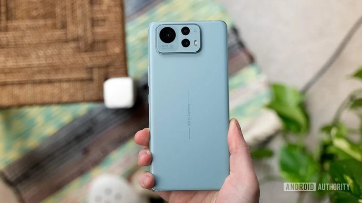 ASUS Zenfone 12 Ultra, смартфон