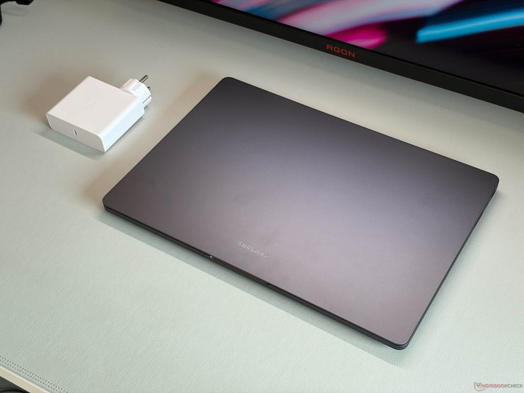 Новий ноутбук Samsung Galaxy Book6 Ultra