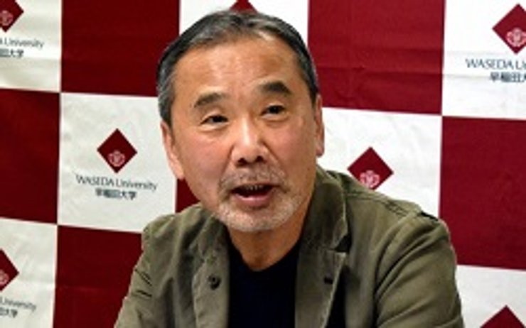   "Когда долго смотришь на море, начинаешь скучать по людям, а когда долго смотришь на людей — по морю" Харуки Мураками, писатель 