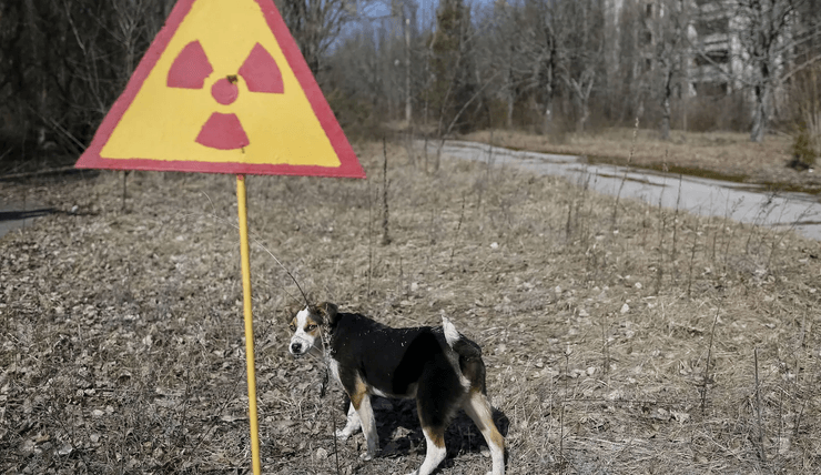 Чернобыль, Припять, зона отчуждения, призрачная фигура, таинственная фигура, колесо обозрения,