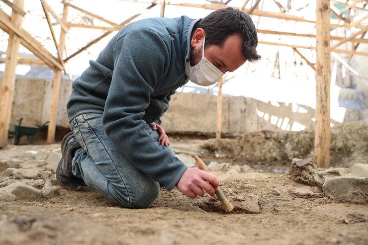 археологи, раскопки в Стамбуле, древние гробницы, древние гробницы в Стамбуле