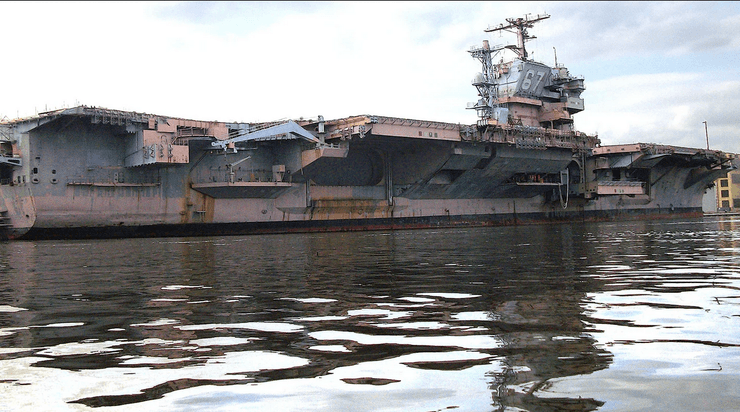 вмс сша продали авианосец