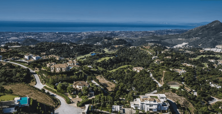 Элитное поселение в провинции Малага La Zagaleta