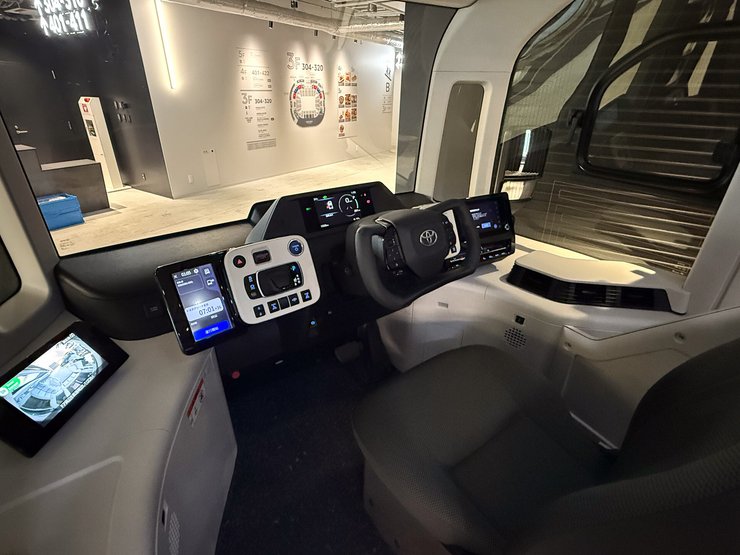 Салон Toyota e-Palette