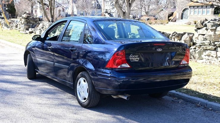 Ford Focus 2002, Ford Focus, капсула времени, седан Ford Focus