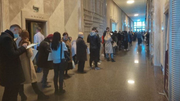 черги, вакцини,