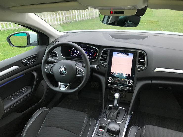 інтер'єр Renault Megane 2021 седан, салон Рено Меган 4 седан