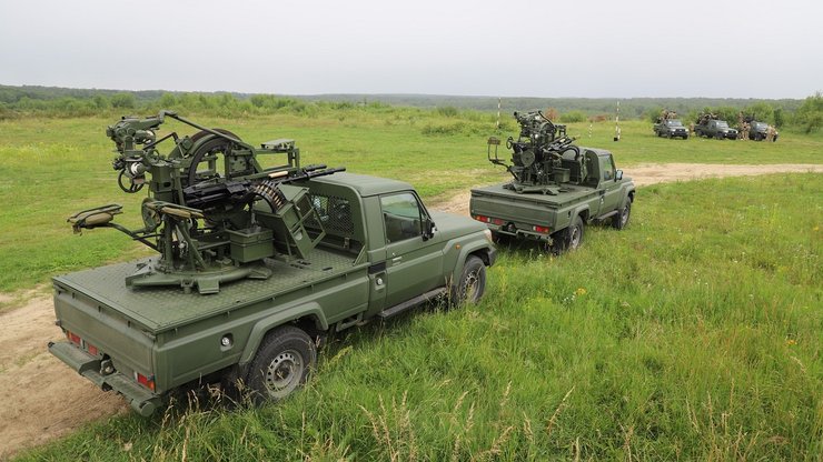 зенитные пулеметные комплексы MR-2 Viktor