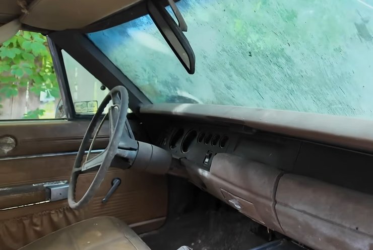 Салон Dodge Charger