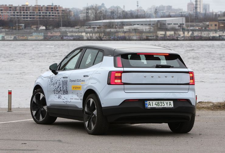 новий Volvo EX30, Volvo EX30 2024, Volvo EX30, електромобіль Volvo, кросовер Volvo, Volvo EX30 в Україні