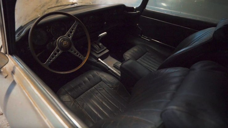 салон Jaguar E-Type