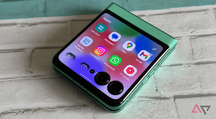 лучший складной смартфон