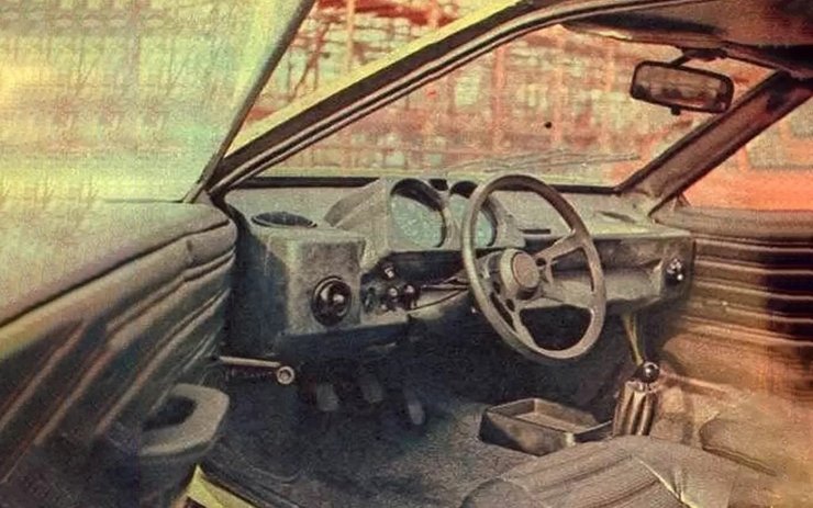 салон FSO 1100 Coupe