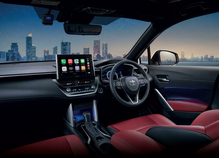 салон Toyota Corolla Cross, Toyota Corolla Cross 2024, новая Toyota Corolla Cross, Toyota Corolla