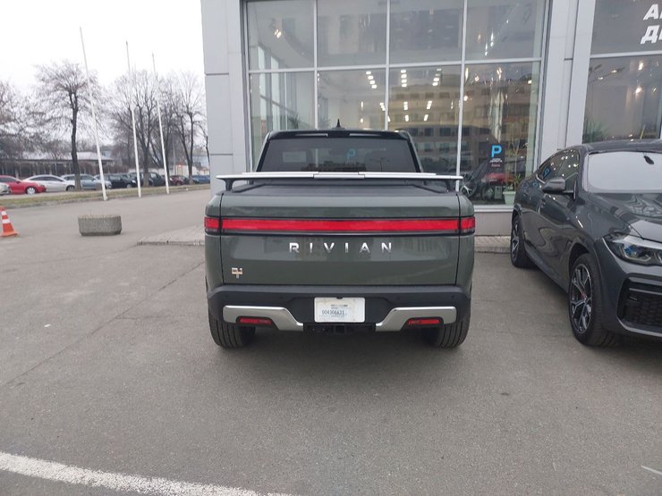 Новый Rivian R1T, Rivian R1T, пикап Rivian R1T, электромобиль Rivian R1T, электромобиль Rivian