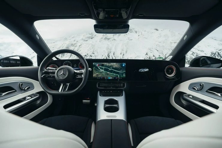 Салон Mercedes CLA