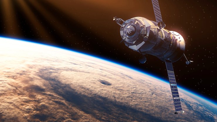 спутник на орбите