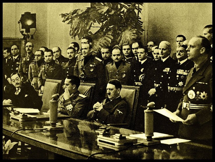 Берлинский пакт 1940 года, Пакт трех государств 1940 года, Тройной пакт, ось зла, вторая мировая война, история Второй мировой войны, причины и предпосылки Второй мировой войны, союз немецкой италии японии, военные фото, ретро фото, документальные фото