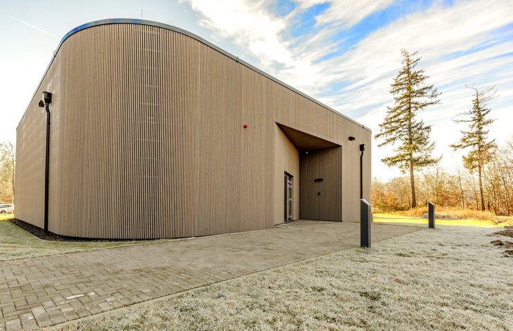 Квантовый компьютер, Advantage