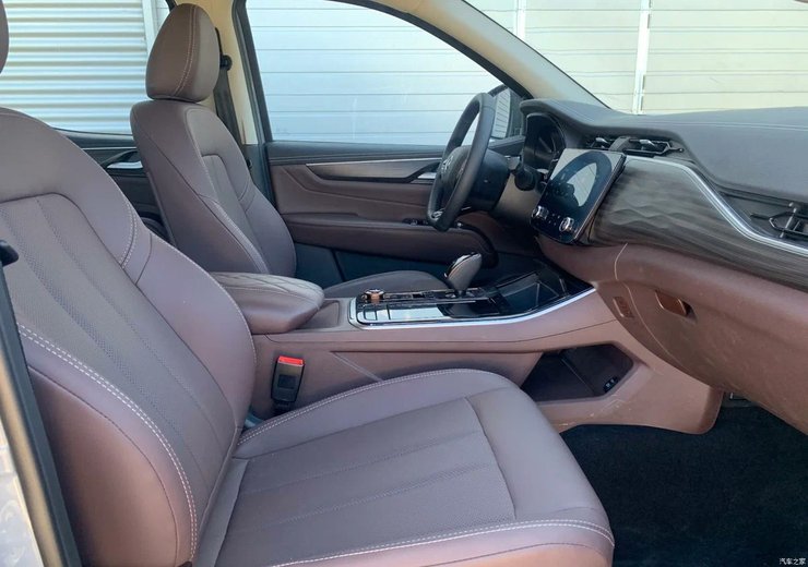 Новий Nissan Palazzo, Nissan Palazzo, Nissan Palazzo 2023, Nissan Navara, пікап Nissan Navara