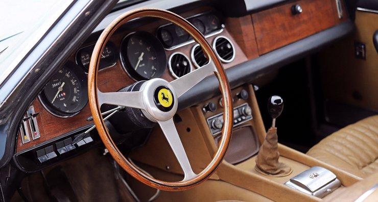 салон Ferrari 330 GT, Ferrari 330, суперкар Ferrari 330, Ferrari 330 GT 2+2, Ferrari 330 GT 1965